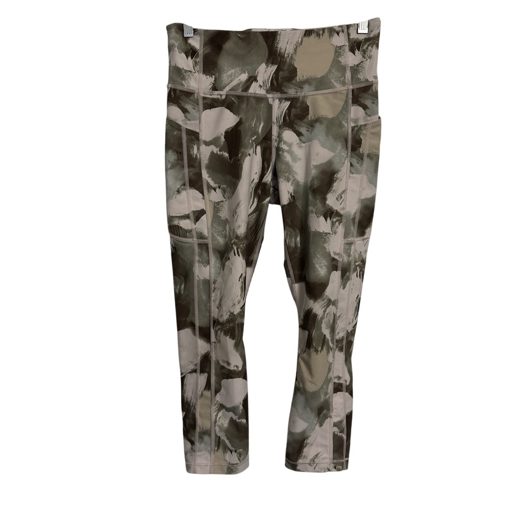 Athleta Ultimate Stash II Capris Camo Brushstroke Athletic Leggings Women's M